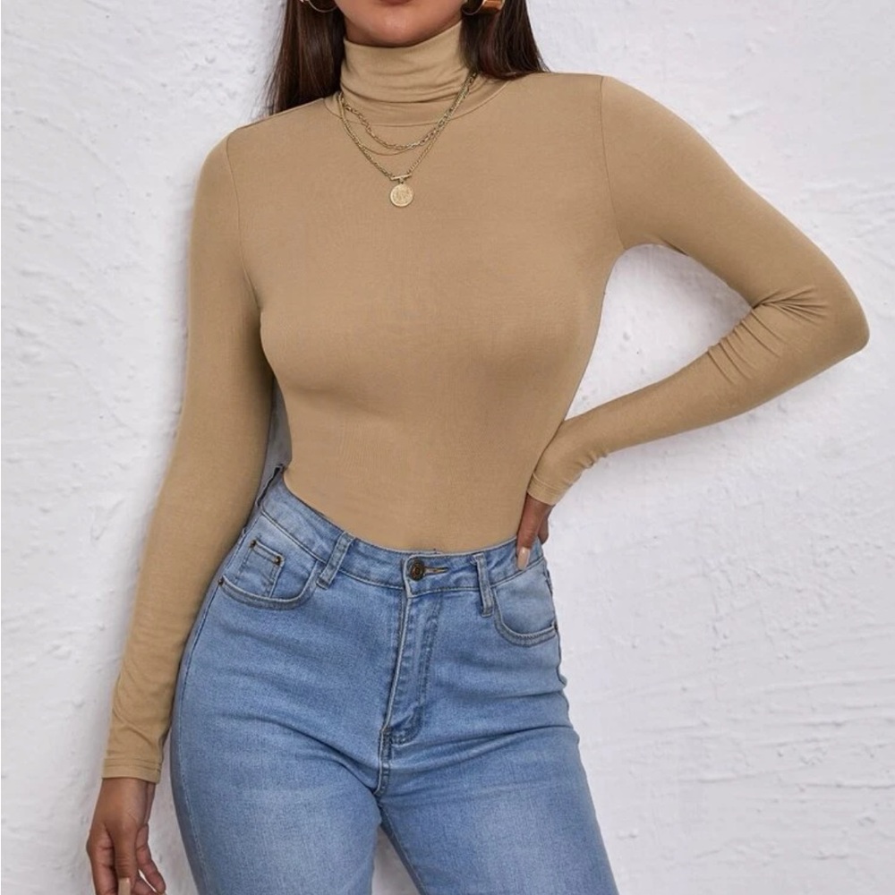 Boho casual high neck fitted top